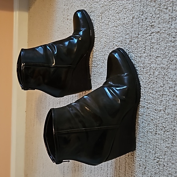 Stuart Weitzman Leather Wedge Boots - Picture 3 of 9